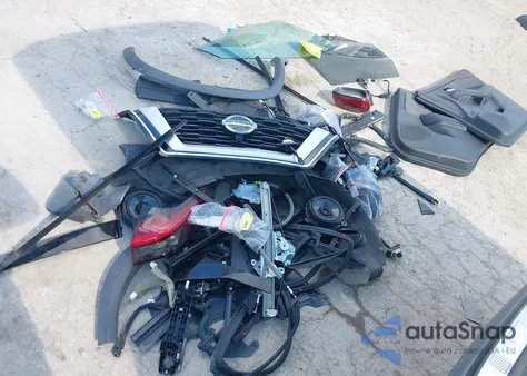 2021 Nissan Rogue Sv Fwd from USA, damaged, VIN 5N1AT3BA7MC839176